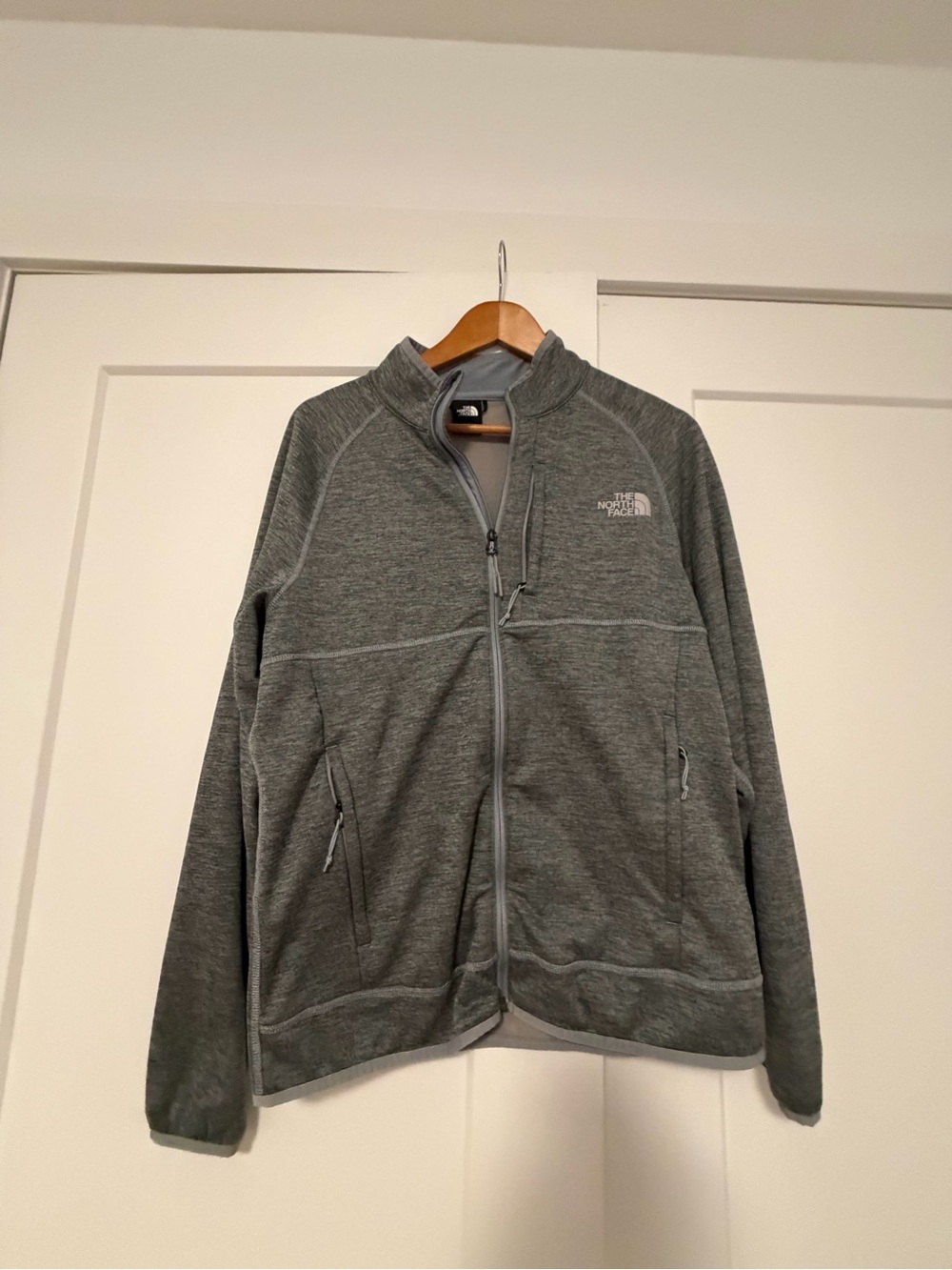 The North Face Men’s Heather Gray Full-Zip Fleece Jacket